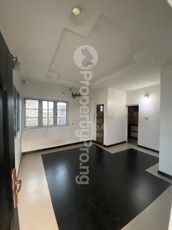 1 bedroom Flat / Apartment for rent  Ologolo Lekki Lagos