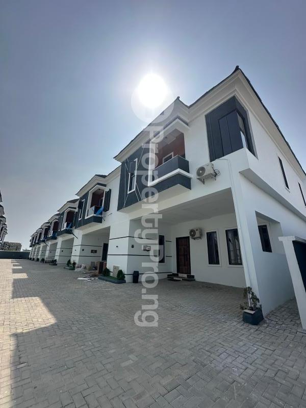 3 bedroom House for rent Off Mobile Road Ikota Lekki Lagos - 0