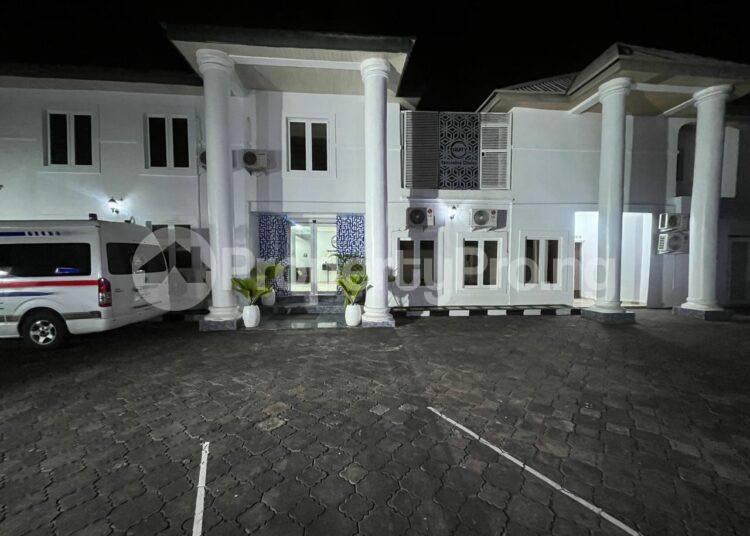 Land for sale Off Akin Leigh Street, Off Admiralty Way Lekki Phase 1 Lekki Lagos