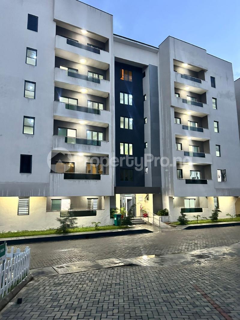 3 bedroom Flat / Apartment for sale Surulere Lagos