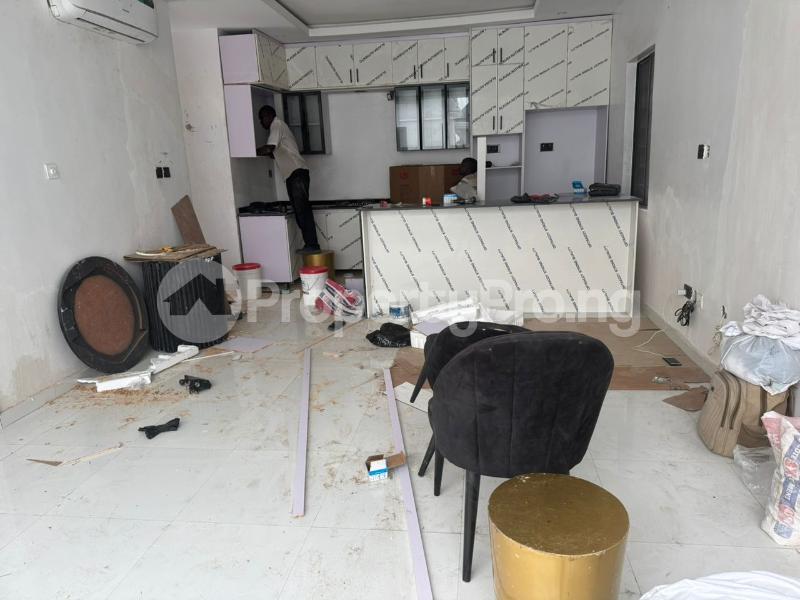 1 bedroom Flat / Apartment for rent By Pinnock Estate, Jakande Lekki Lagos