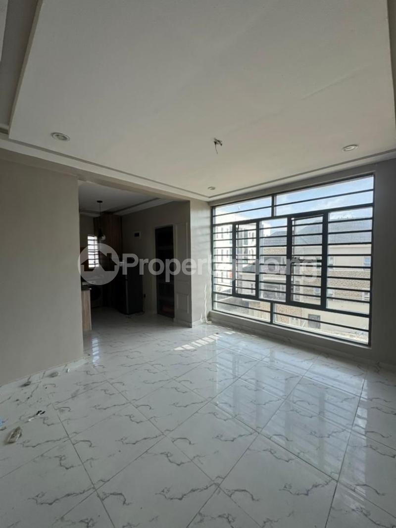 1 bedroom Flat / Apartment for rent Ologolo Lekki Lagos