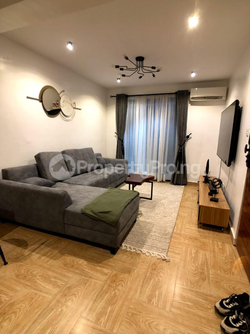 1 bedroom Flat / Apartment for rent Alagomeji Yaba Lagos