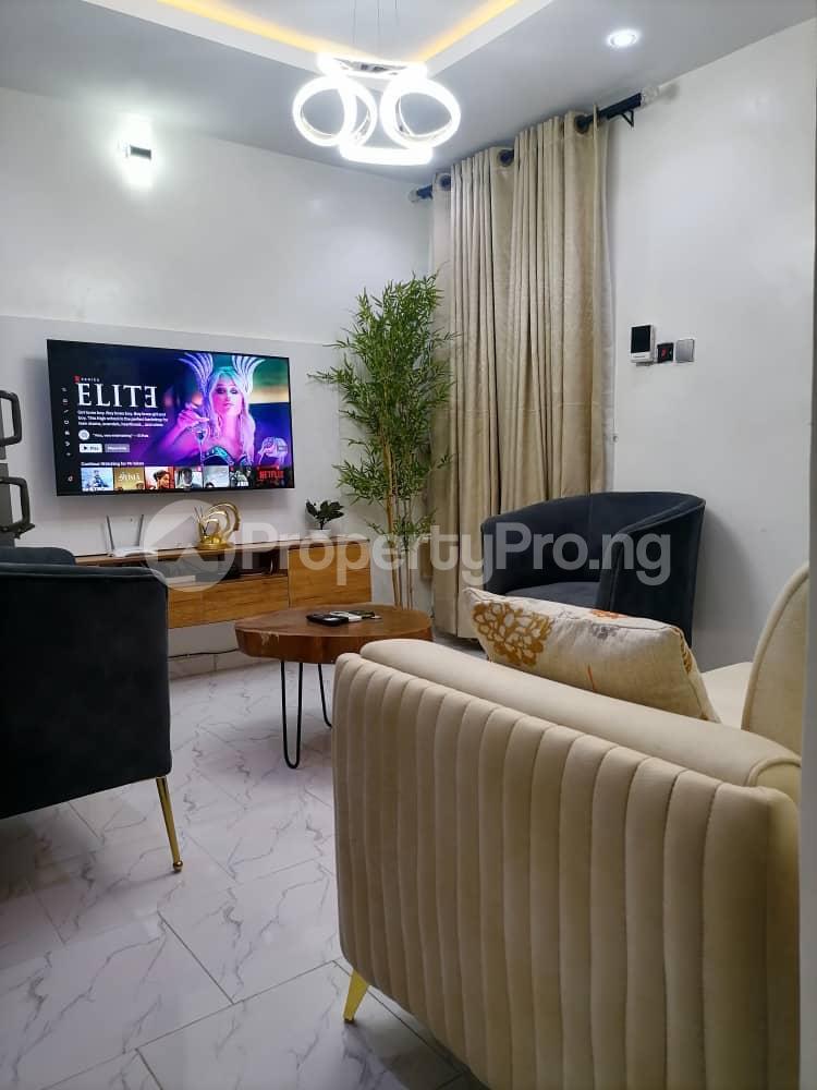 1 bedroom Flat / Apartment for shortlet Onike Yaba Lagos