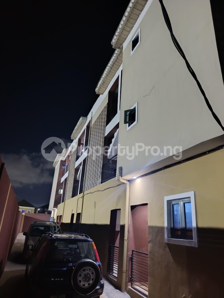1 bedroom Flat / Apartment for sale Palmgrove Shomolu Lagos
