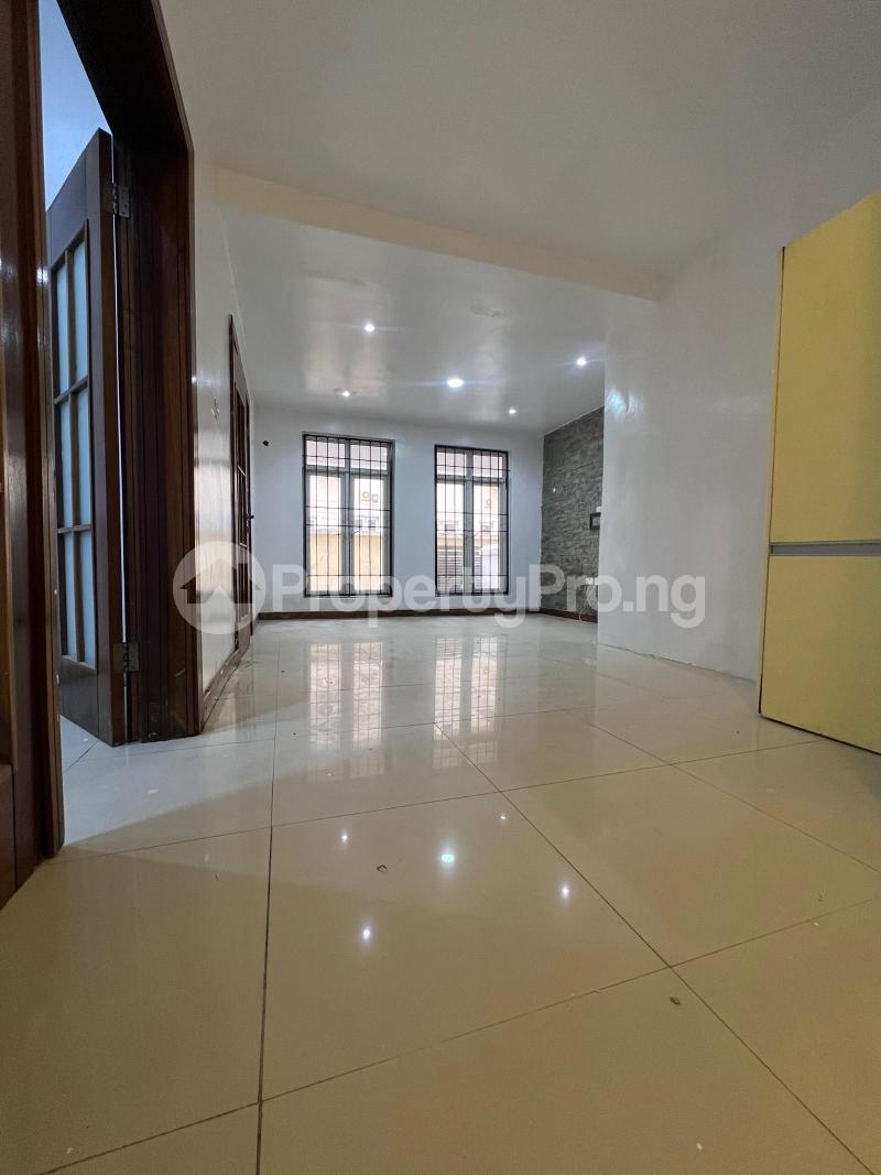 1 bedroom Flat / Apartment for rent ONIRU Victoria Island Lagos