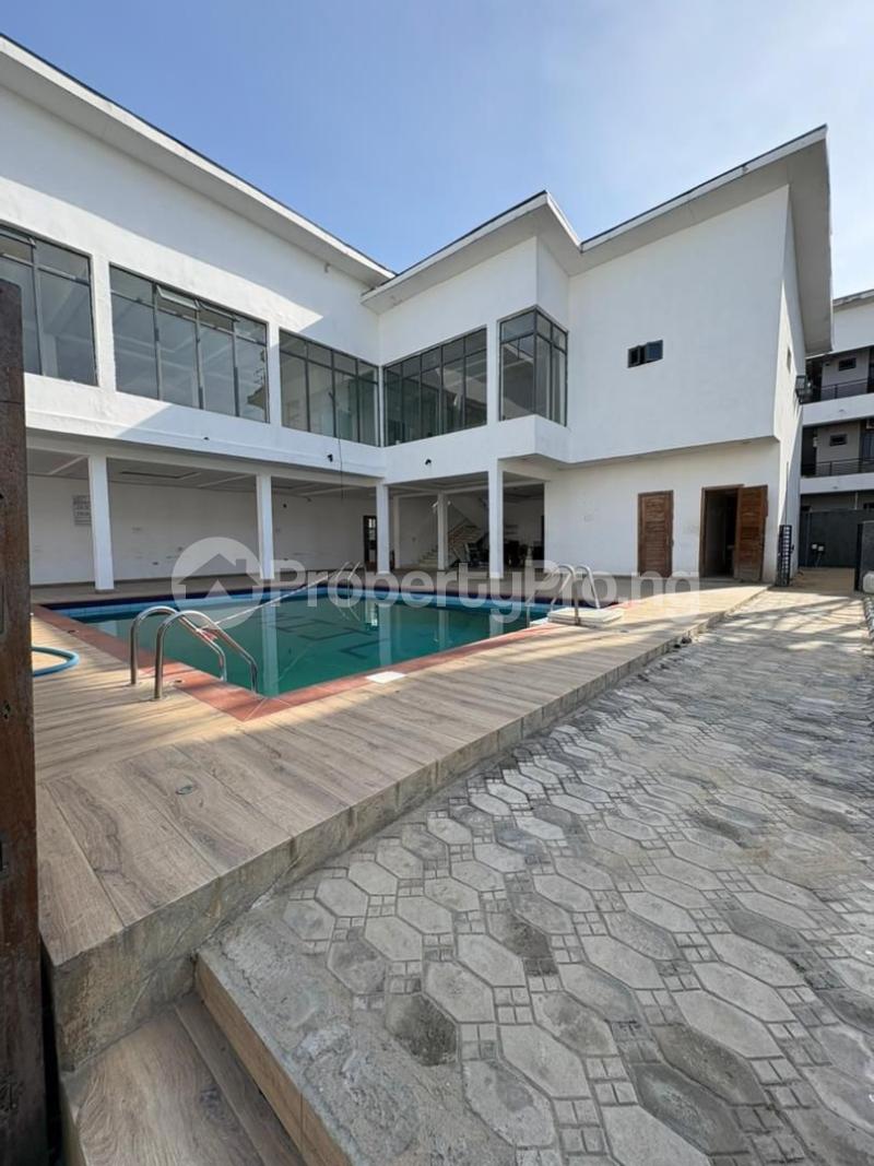 1 bedroom House for sale Ikate Lekki Lagos