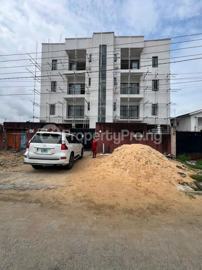 1 bedroom House for sale Lekki Phase 1 Lekki Lagos