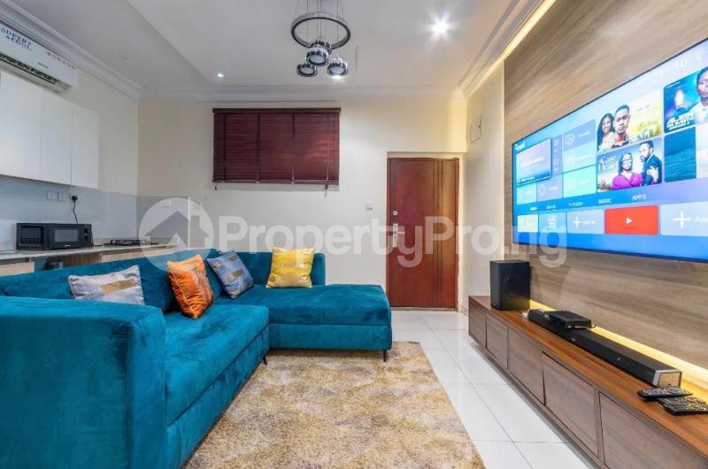 1 bedroom Flat / Apartment for shortlet chevron Lekki Lagos