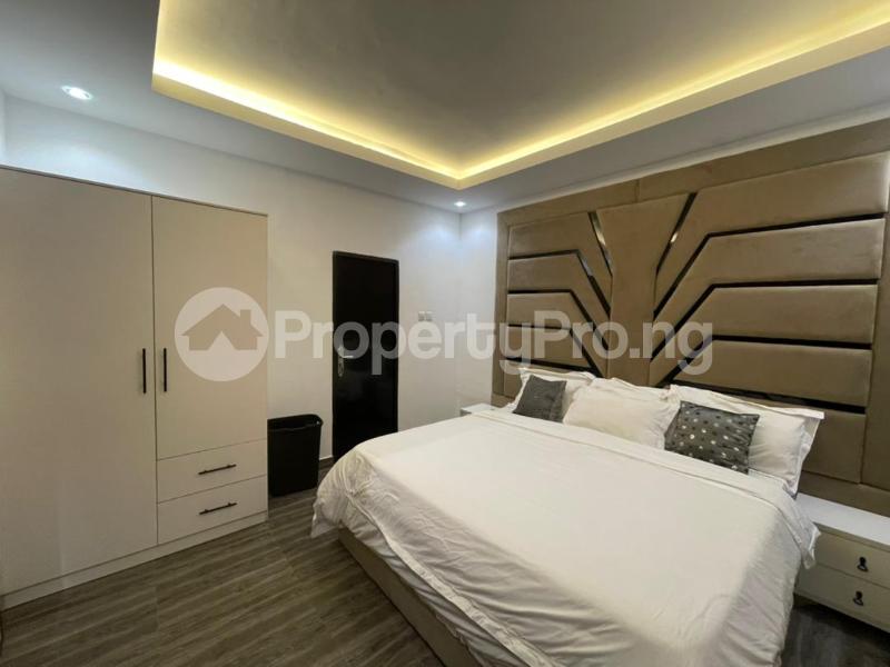 1 bedroom Flat / Apartment for shortlet Off Sandfill Bus Stop, ONIRU Victoria Island Lagos