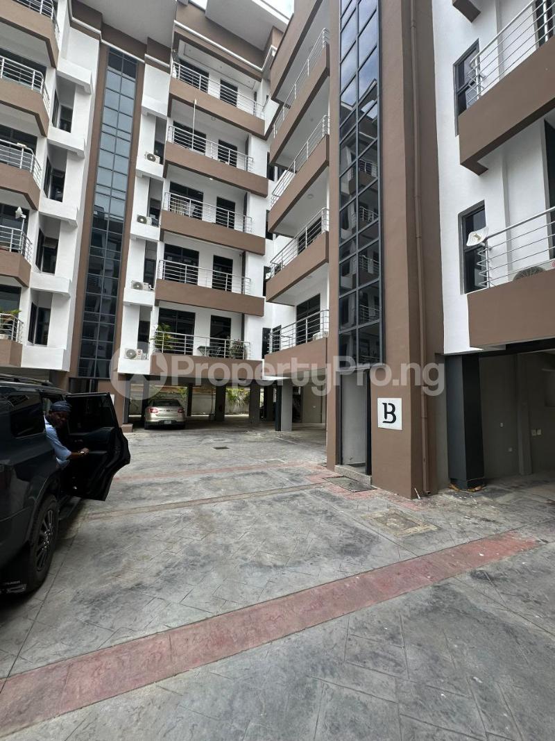 1 bedroom Flat / Apartment for sale ONIRU Victoria Island Lagos