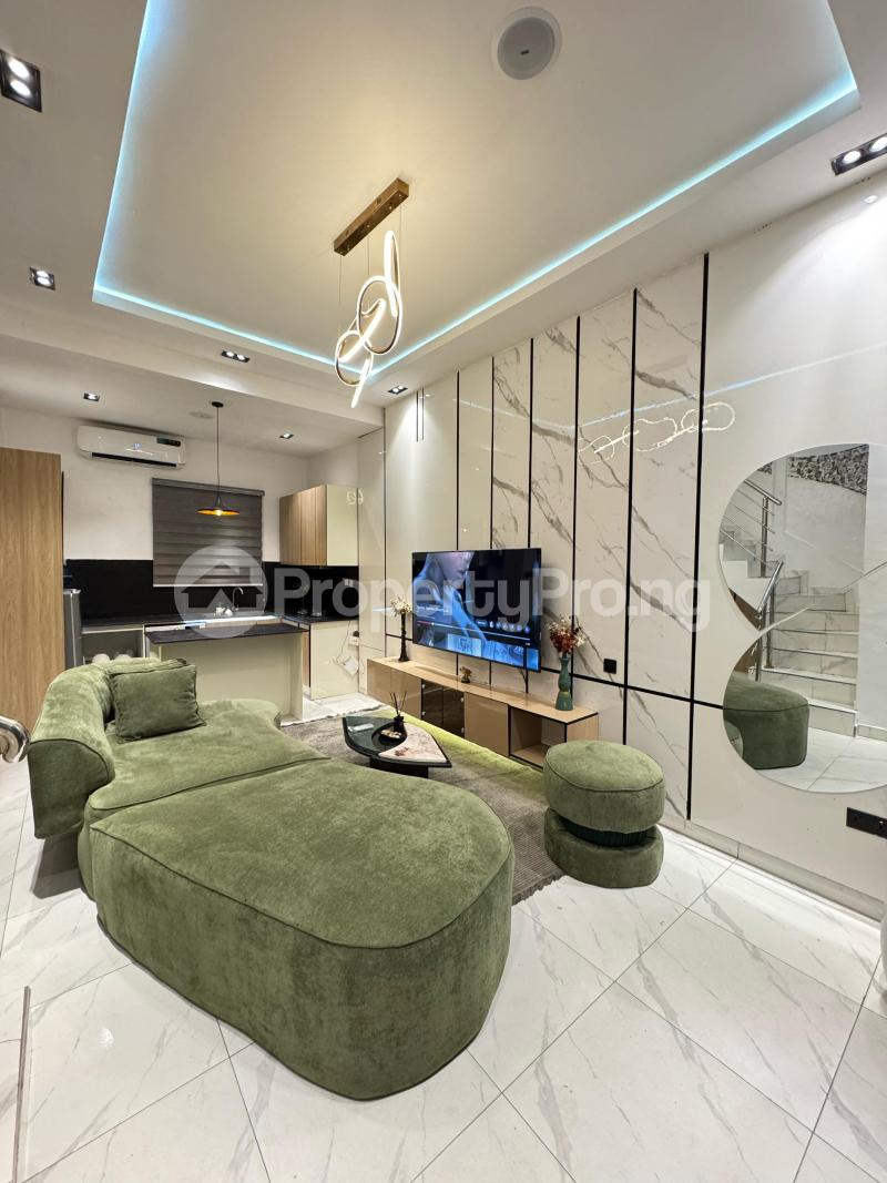 1 bedroom House for shortlet Admiralty Way Lekki Phase 1 Lekki Lagos