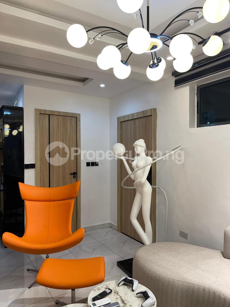 1 bedroom Flat / Apartment for shortlet  Ologolo Lekki Lagos