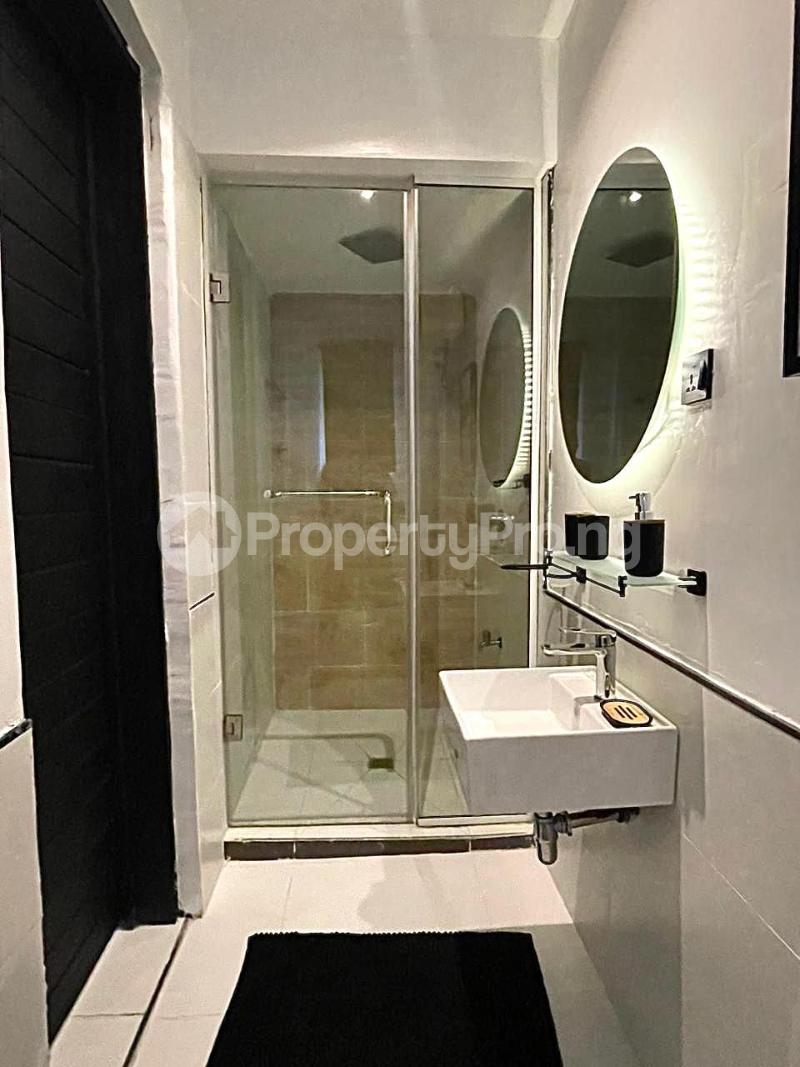 1 bedroom Flat / Apartment for shortlet  Alagomeji Yaba Lagos