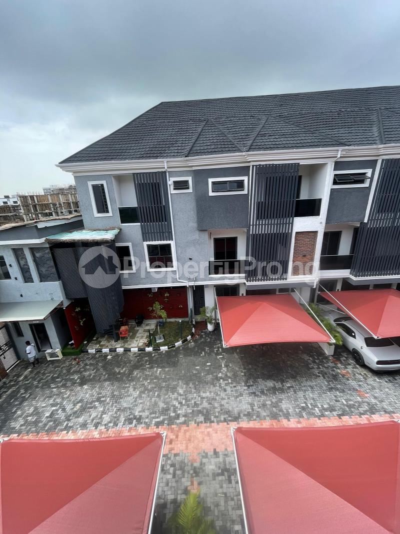 1 bedroom Flat / Apartment for sale Freedom Way Lekki Phase 1 Lekki Lagos