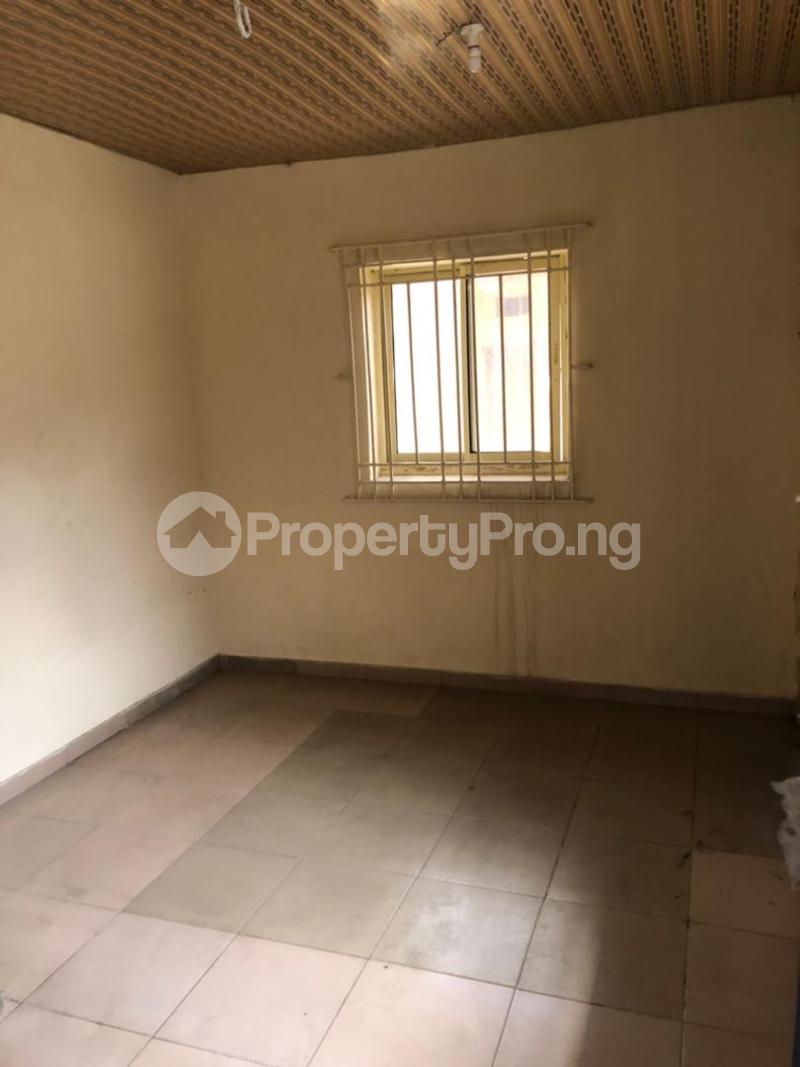 Flat / Apartment for rent Ogunlana Surulere Lagos