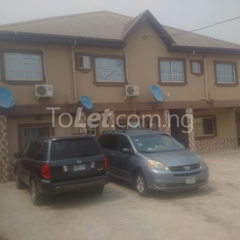 1 bedroom Flat / Apartment for rent   Ado Ajah Lagos