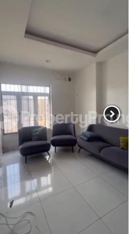 1 bedroom Flat / Apartment for sale  Idu Abuja