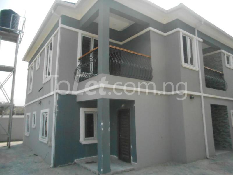 1 bedroom Flat / Apartment for rent Off Abraham Adesanya Lagos