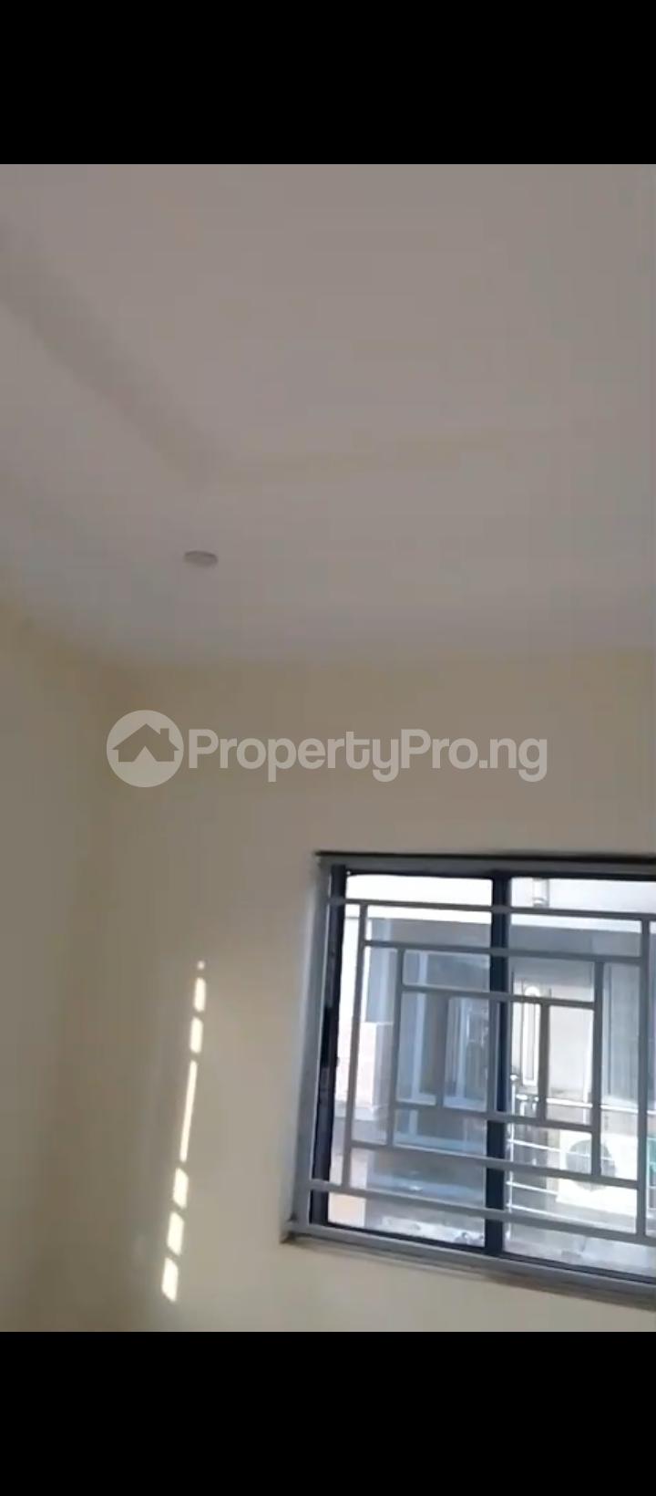 1 bedroom Flat / Apartment for rent Off Gwari Road Kaduna South Kaduna