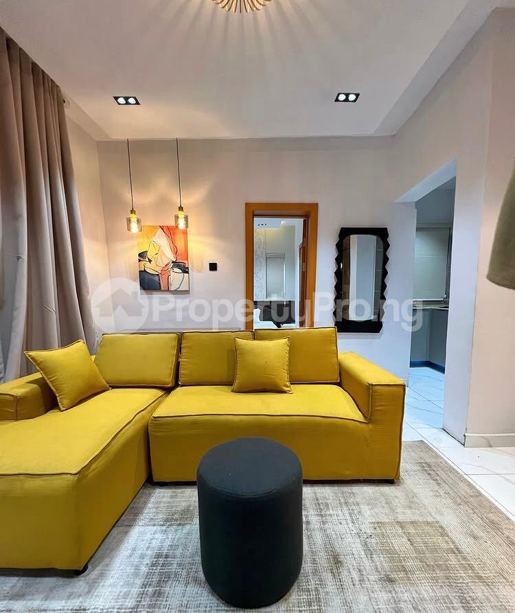 1 bedroom Flat / Apartment for shortlet Surulere Lagos