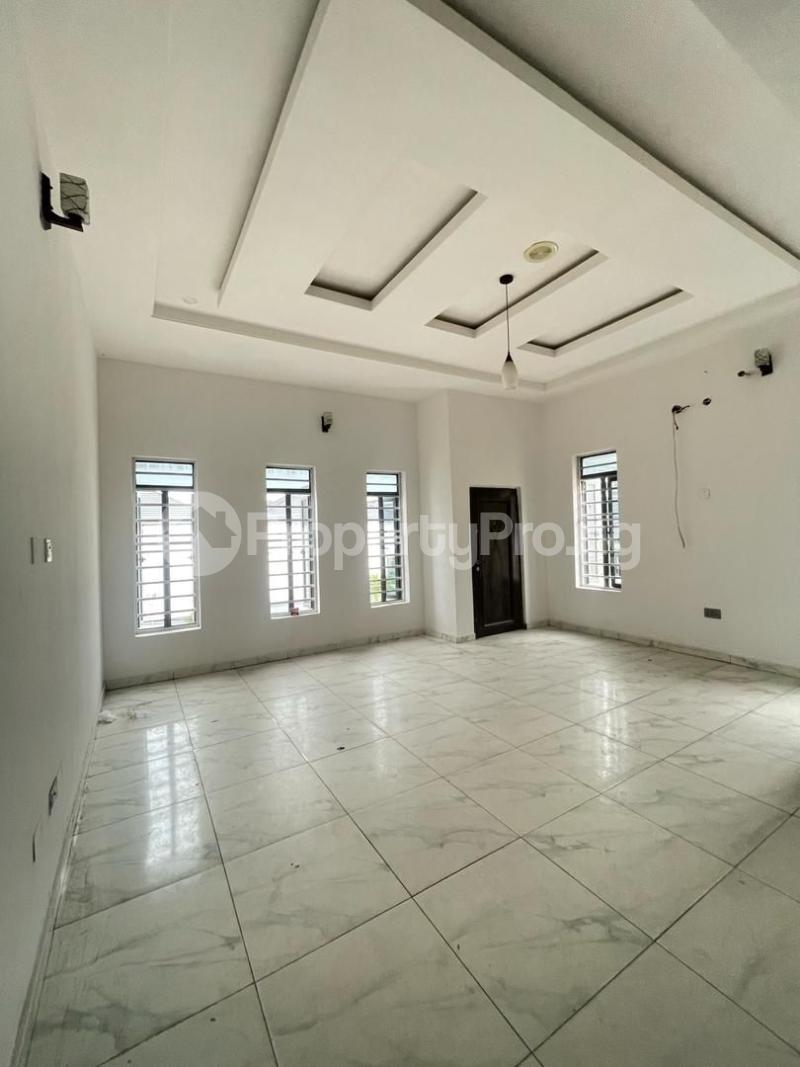 1 bedroom Flat / Apartment for rent Secured Estate Close To Road Orchid orchid Lekki Lagos