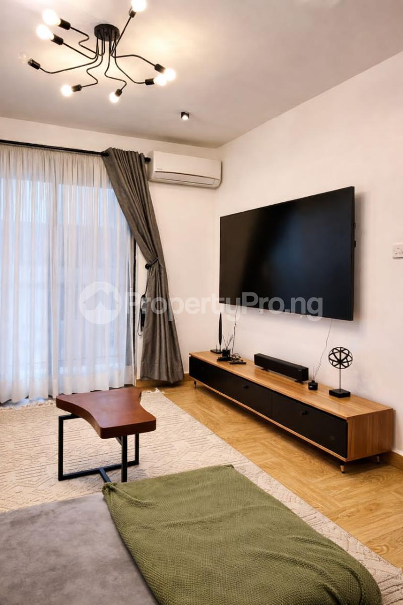 Flat / Apartment for shortlet Yaba Lagos