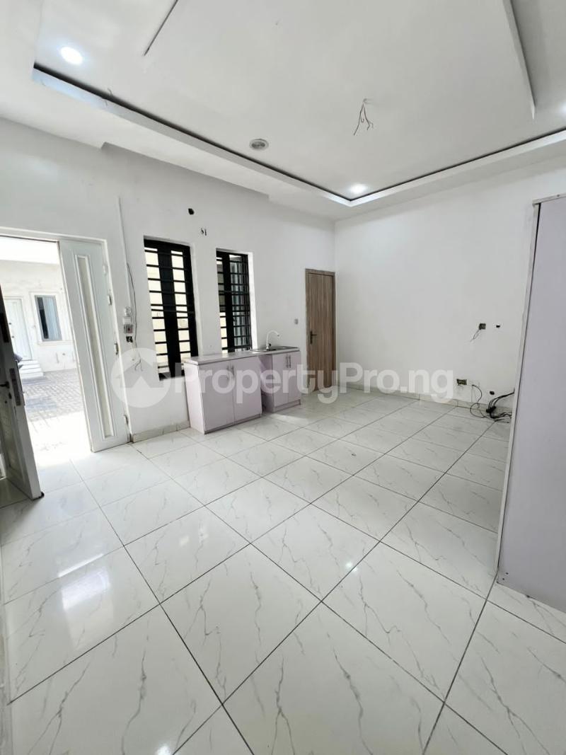 1 bedroom Flat / Apartment for rent orchid Lekki Lagos