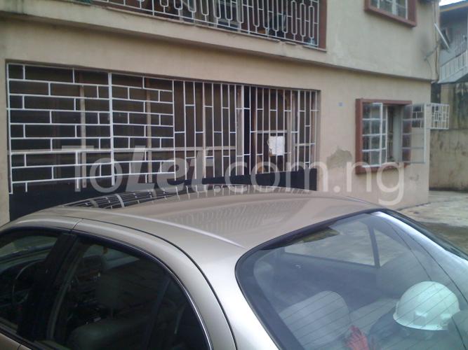 3 bedroom Flat / Apartment for rent Lady Lak Yaba Yaba Lagos - 0