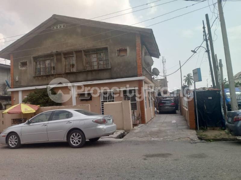 House for sale Close To Ozone Cinemas, Sabo Yaba Lagos