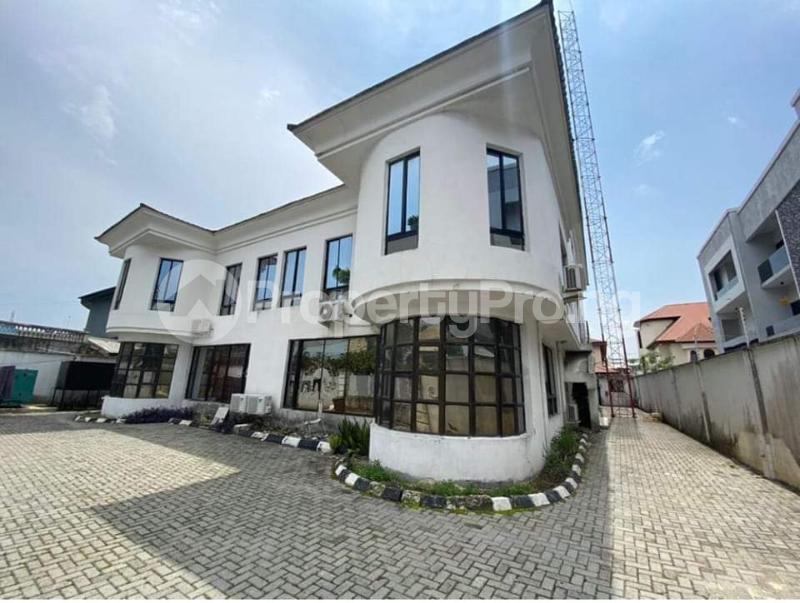 10 bedroom House for sale Lekki Lagos