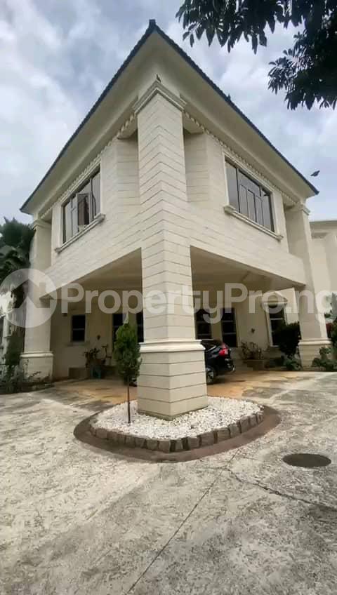 10 bedroom House for sale Maitama Abuja