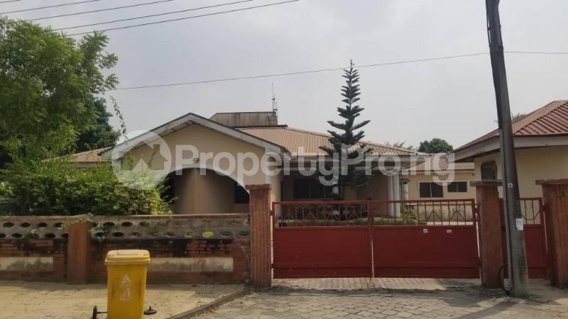 10 bedroom House for sale Cooperative Villa Badore Ajah Lagos