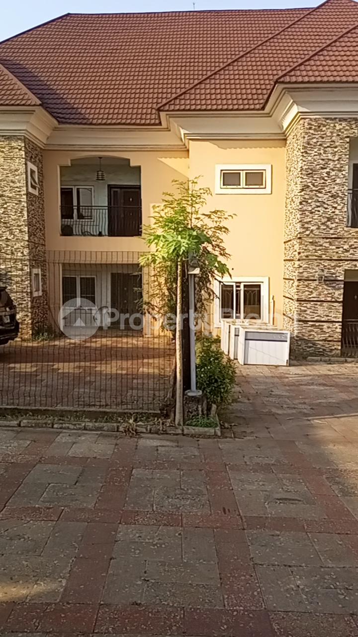 10 bedroom House for sale Enugu Enugu