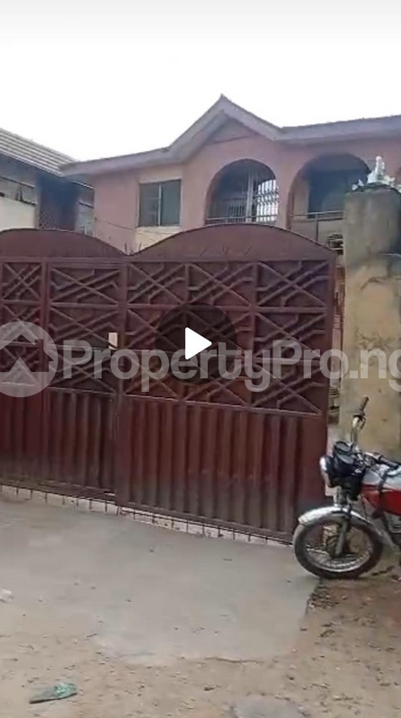 House for sale Off Yaya Abatan Ogba Bus-stop Ogba Lagos