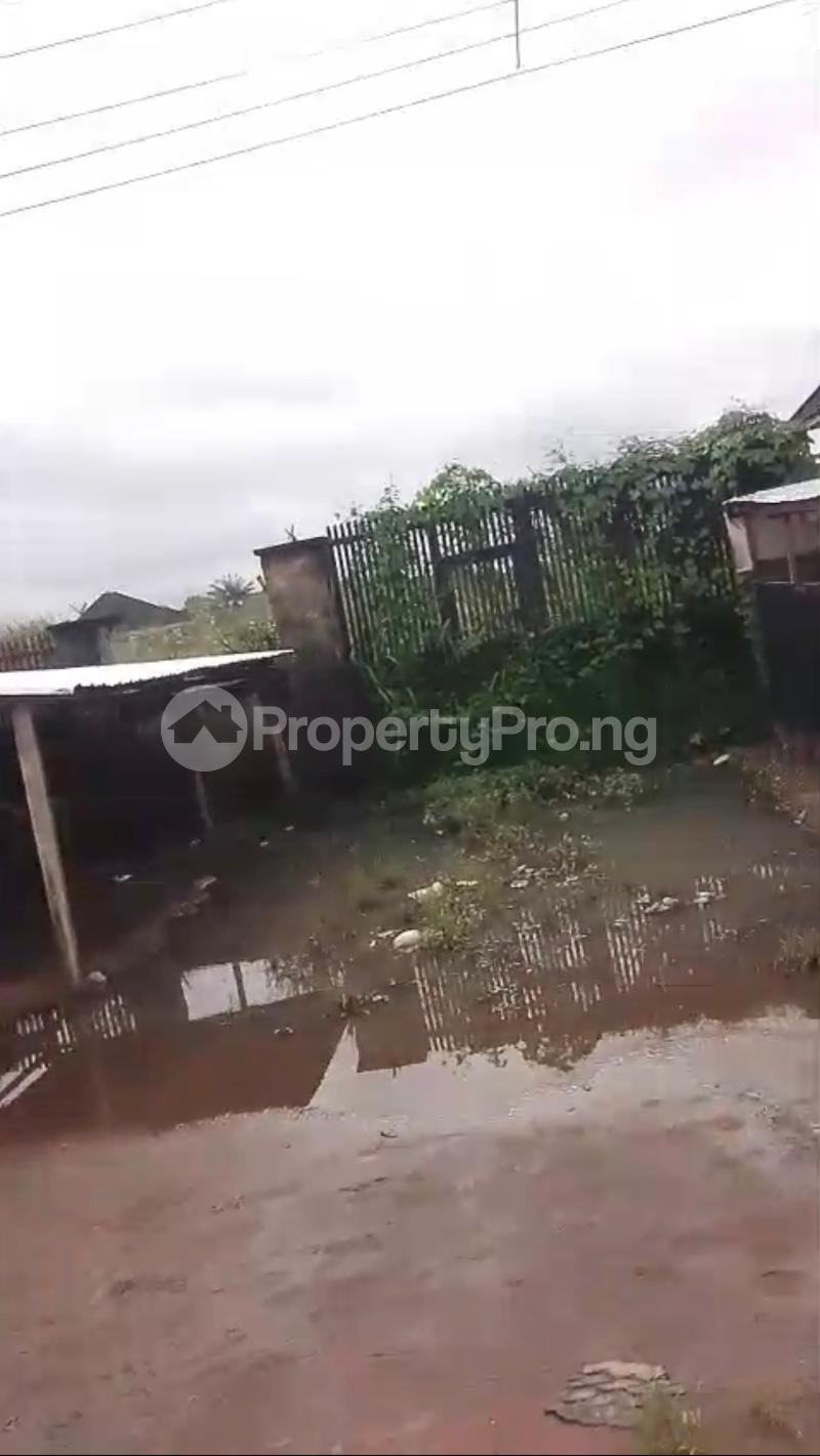 Land for sale Ogbaku, Along Owerri Onitsha Express Road Owerri Imo