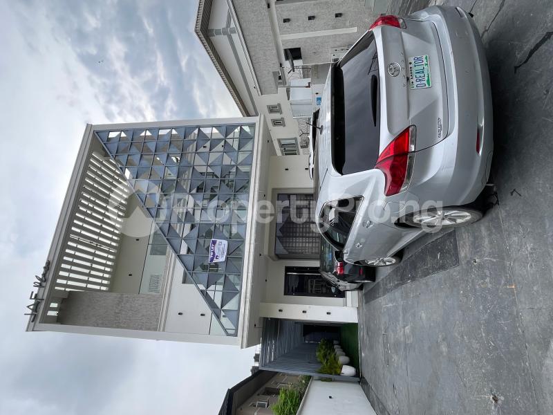 Commercial Property for rent Lekki Phase 1 Lekki Lagos