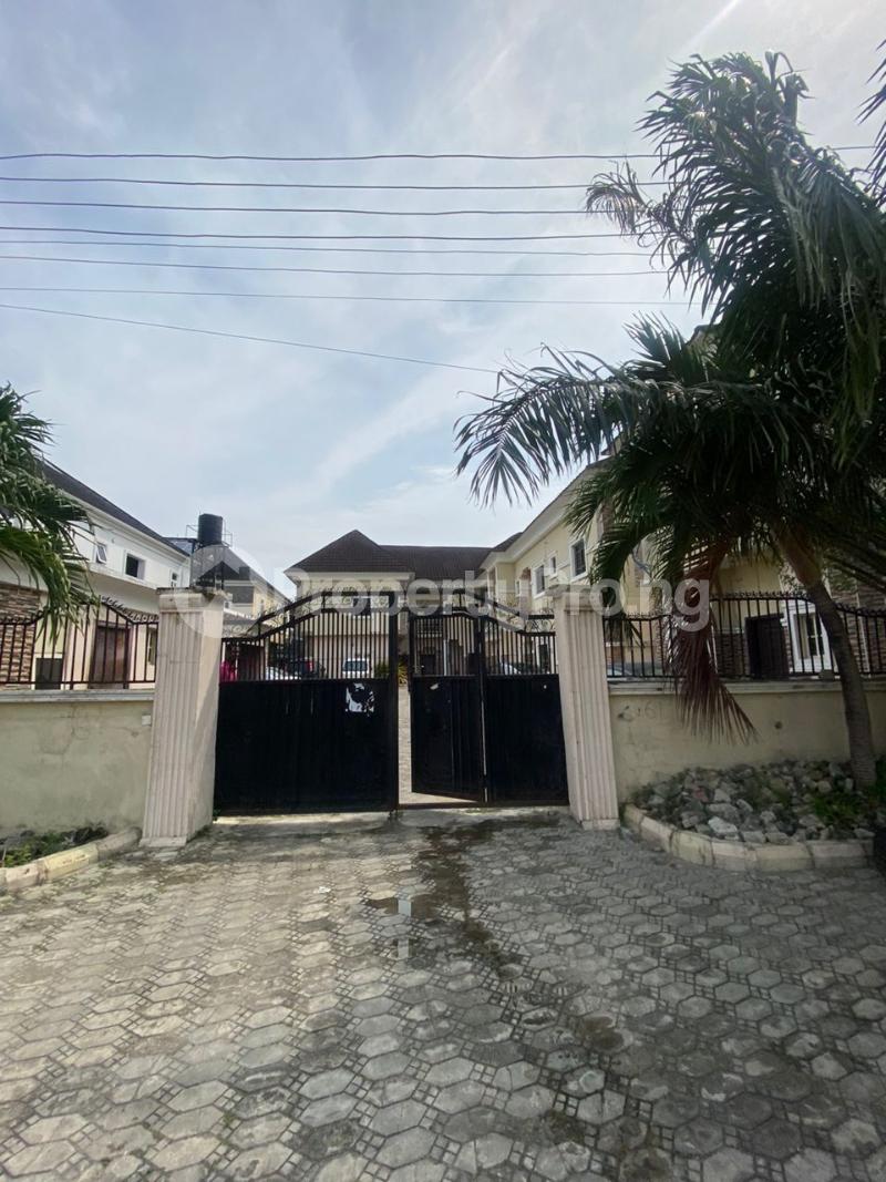 4 bedroom Flat / Apartment for sale Chevron Lekki Lagos
