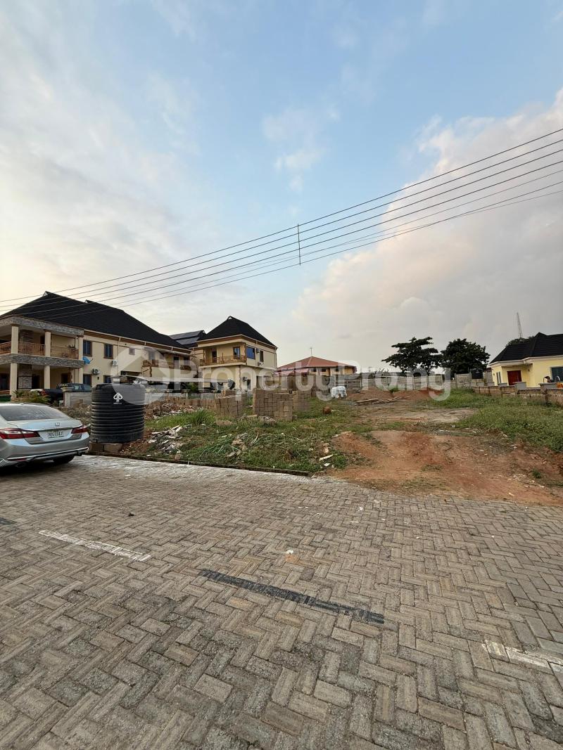 Land for sale Engr Lere Adigun Gra, Basorun Ibadan Oyo - 0