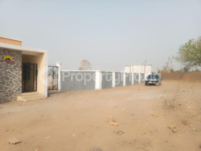 Land for sale Lekki Epe Expressway/fairmount Gardens Eleko Ibeju-Lekki Lagos