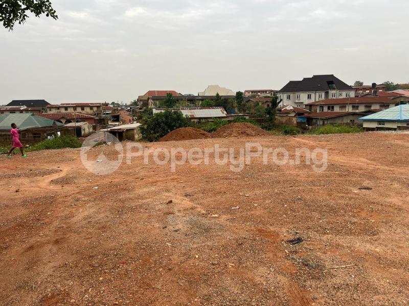 Land for sale Along Express Road Agbowo Area Ibadan Oyo