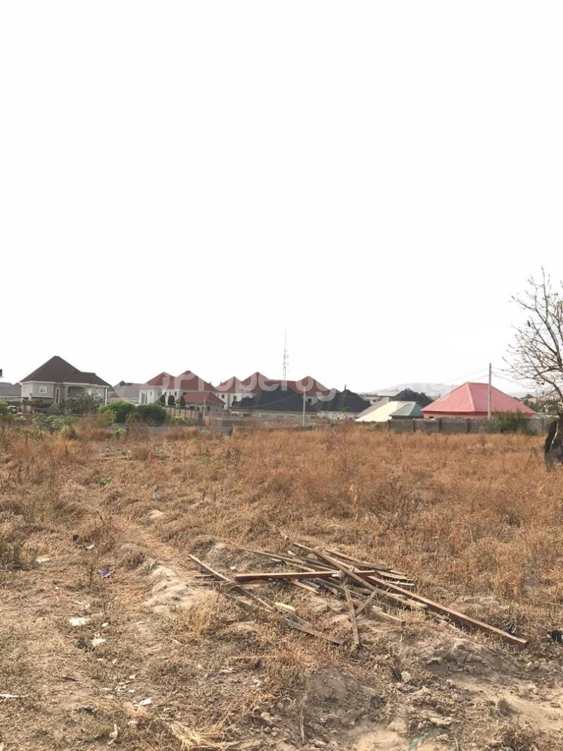 Land for sale Boyo Close, Angwa Hasimu Near Mountain Of Fire Nyanya Abuja