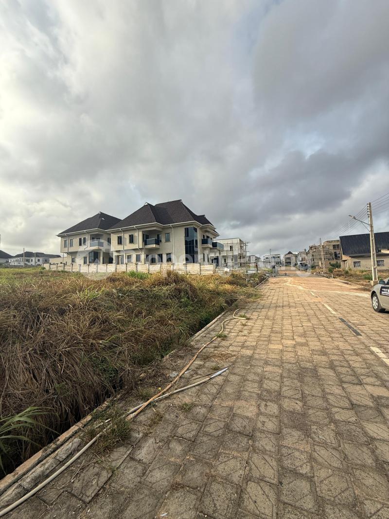 Land for sale Engr. Lere Adigun Gra Basorun Ibadan Oyo - 1