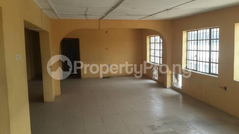 Commercial Property for rent   Obanikoro Shomolu Lagos