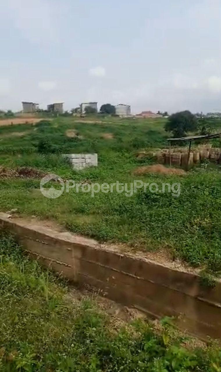 Land for sale Akinola Maja Jericho, Idishin Ibadan Oyo