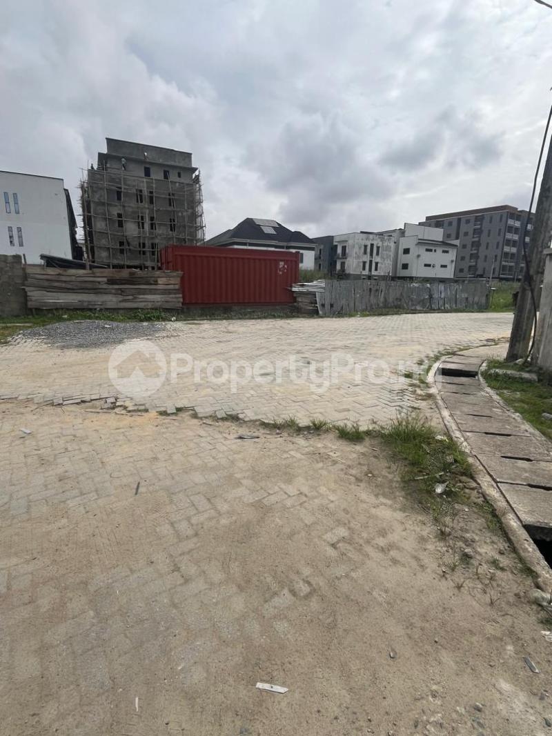 Land for sale Ikate Lekki Lagos - 0