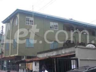 2 bedroom Flat / Apartment for rent Lagos Street. Yaba Yaba Lagos