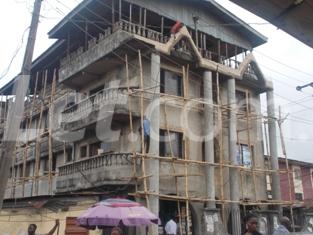 1 bedroom Flat / Apartment for rent Market Street. Shomolu Shomolu Lagos