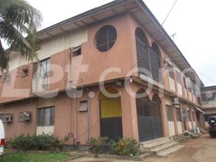 2 bedroom Flat / Apartment for rent No 4 Akinyele Street, Jonathan Coker Road. Agege Agege Lagos