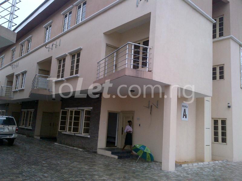 4 bedroom House for rent Western Avenue, Surulere Surulere Lagos